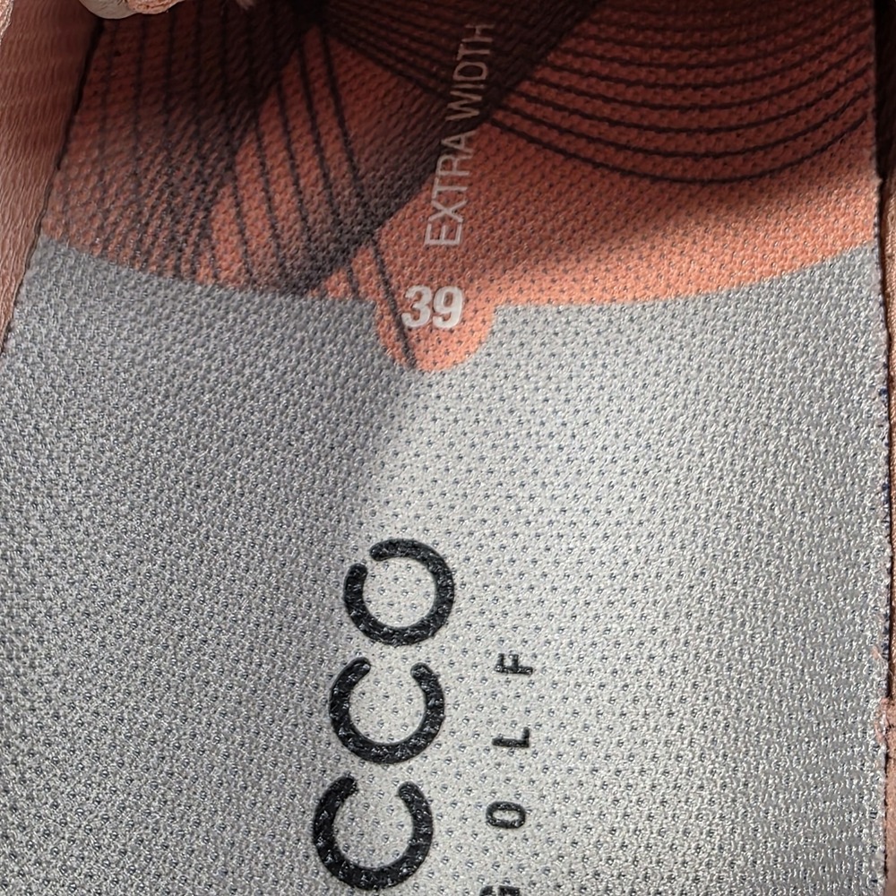 Ecco Women's Spikeless Soft Hydromax Golf Shoes Extra Wide 8 in Oyster Colorway - Picture 7 of 10